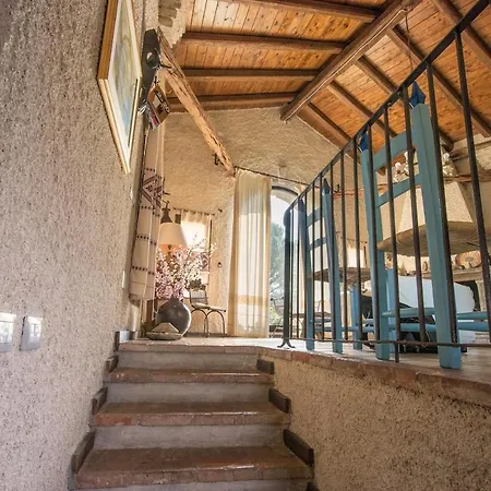 Domus Delle Stelle 1 - Padronale Con Piscina Villa