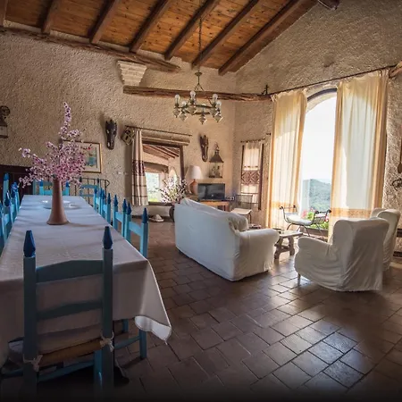 Domus Delle Stelle 1 - Padronale Con Piscina Vila Pula